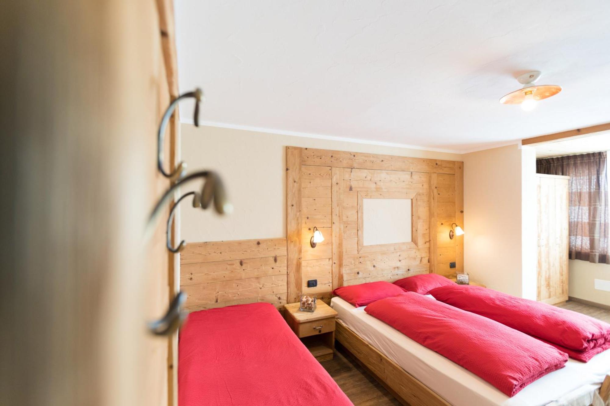 Hotel Champagne Livigno Buitenkant foto