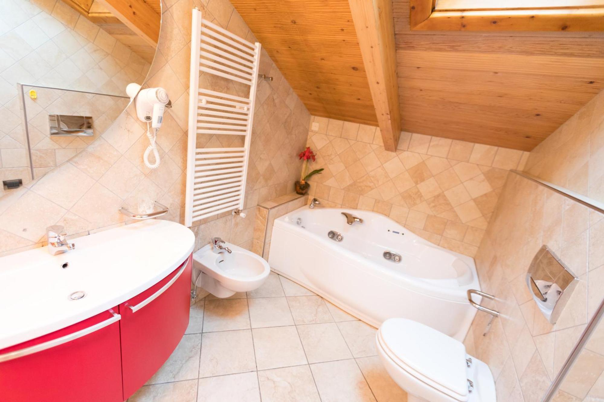 Hotel Champagne Livigno Buitenkant foto