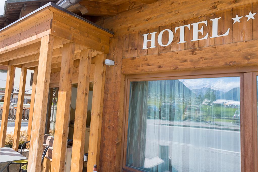 Hotel Champagne Livigno Buitenkant foto