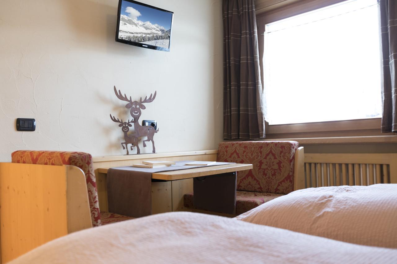 Hotel Champagne Livigno Buitenkant foto